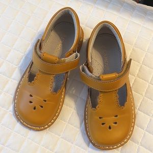 L’Amour Mary Janes